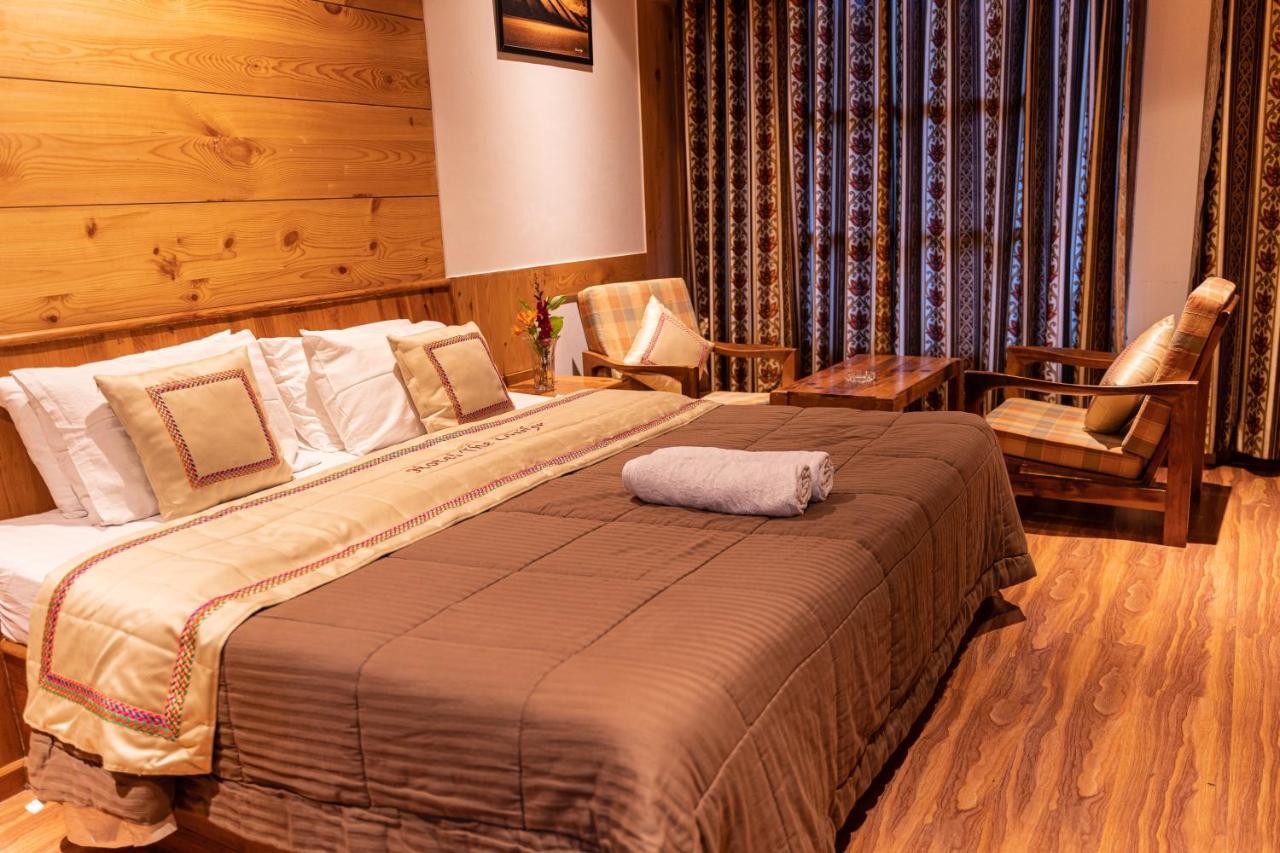 Hotel The Conifer Manāli Exteriér fotografie
