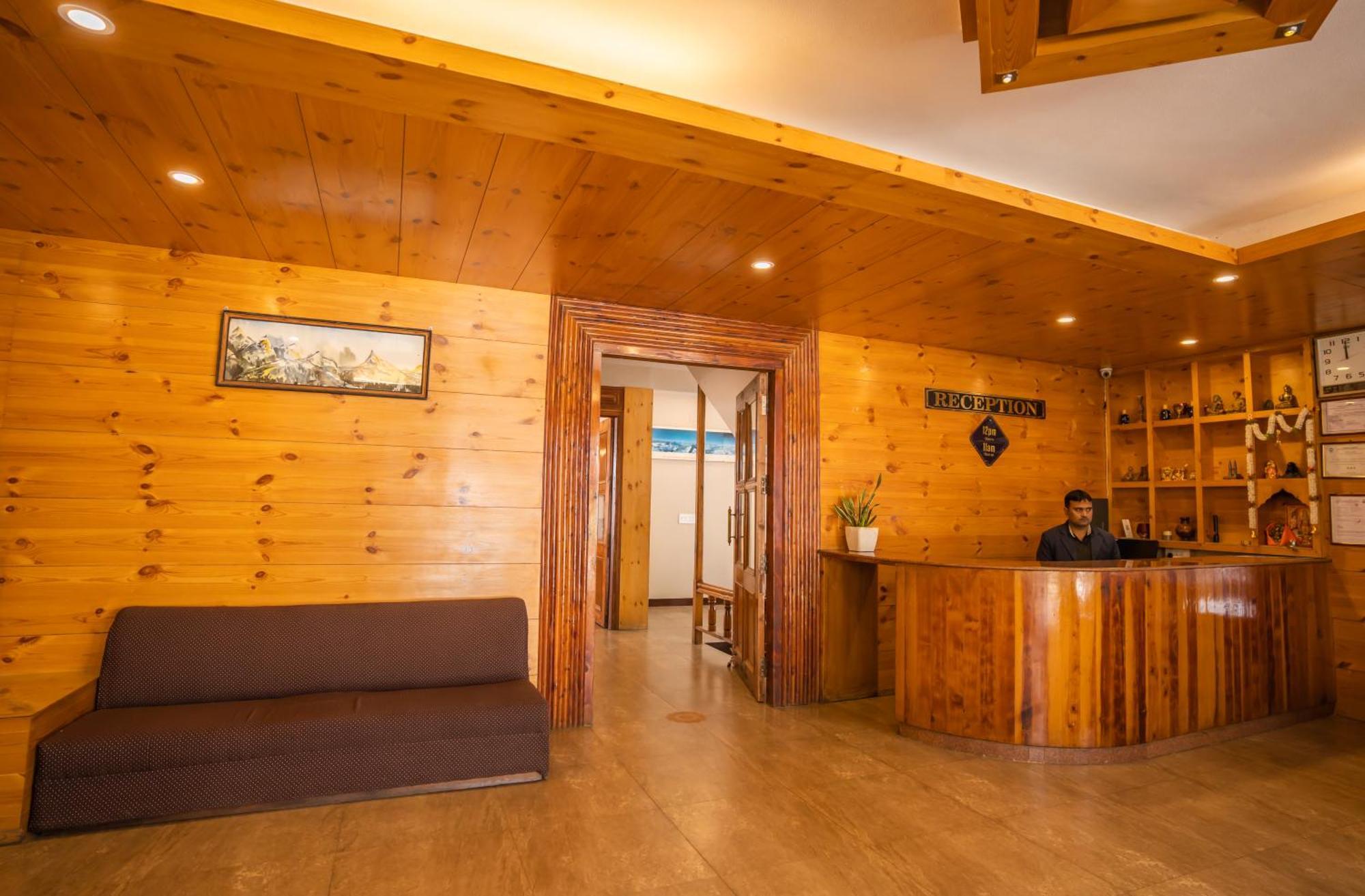 Hotel The Conifer Manāli Exteriér fotografie